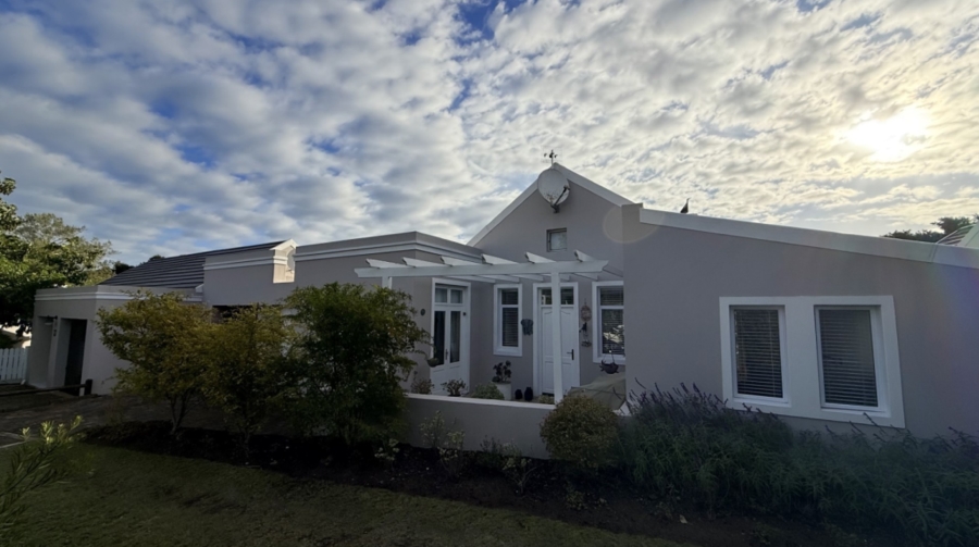 3 Bedroom Property for Sale in Hunters Estate Western Cape